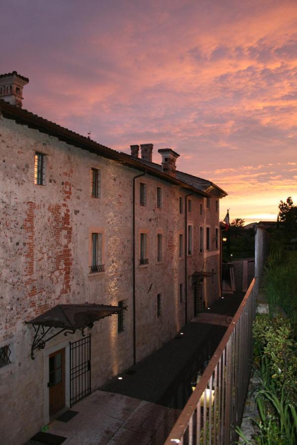 L'Unicorno Agriturismo Bedizzole Exterior photo